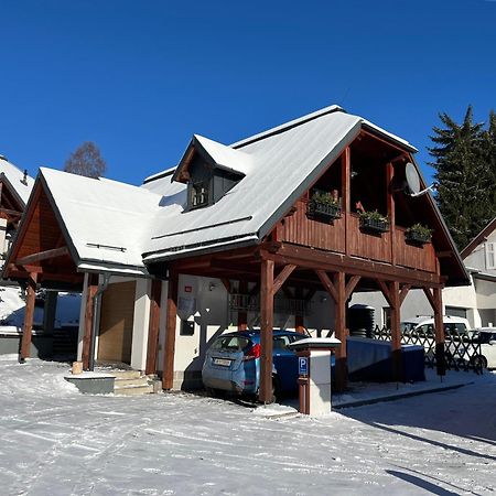 Hofberg Apartman Нове-Хамри Экстерьер фото